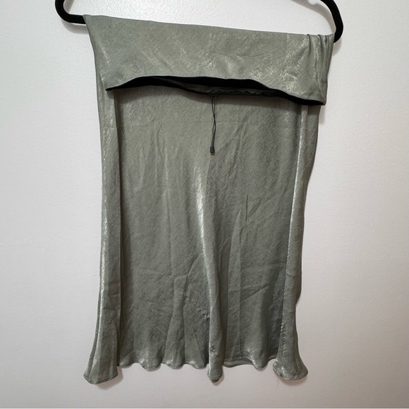 Pink & Sage green satin skirts - Picture 3 of 8